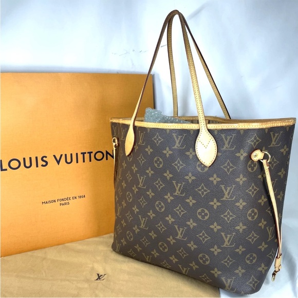 Louis Vuitton Handbags - Louis Vuitton Brown Monogram Tote Bag